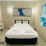 Pesco בית הארחה *